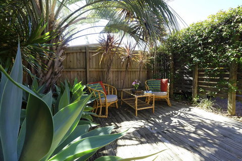 ACACIA - WEEKLY ONLY - Perth Resorts 0