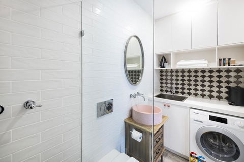 Accommodate Canberra - Warehouse - Perth Resorts 1