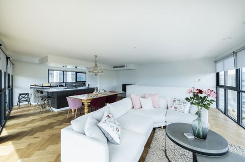Accommodate Canberra - Warehouse - Perth Resorts 0