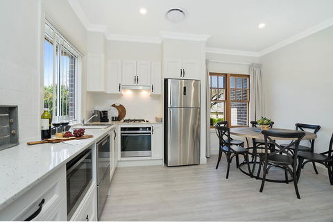 Accommodation Hunter - Adams Street Maitland - Accommodation Perth 2