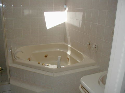 Accommodation Sydney North - Forestville 4 Bedroom 2 Bathroom House - Perth Resorts 3
