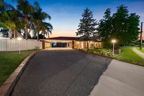 Econo Lodge Border Gateway Wodonga - Accommodation Perth 4