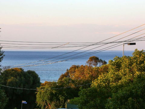 DROMANA BEACH SHACK - Accommodation Perth 2