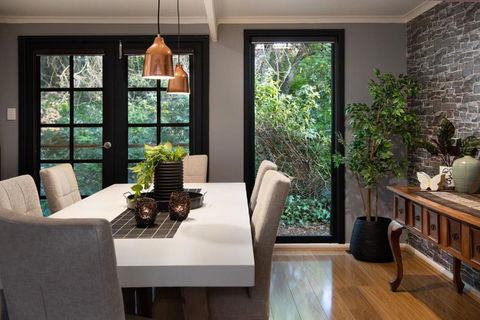 East St Spa House - Perth Resorts 1