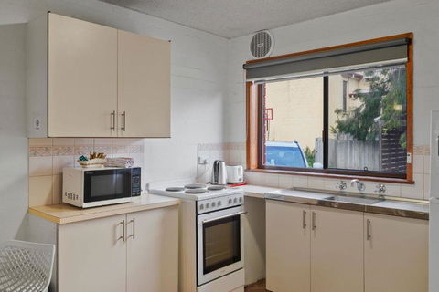Eastern Beach Unit 2 - Perth Resorts 1