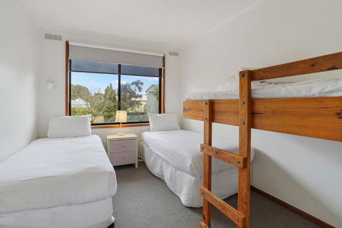 Eastern Beach Unit 4 - Perth Resorts 4