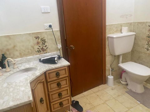 Elegant Castlehill Stay - Accommodation Perth 3