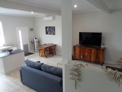 Erwins Lagoon Retreat - Accommodation Perth 1