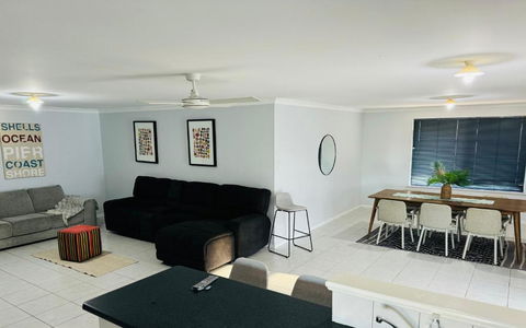 Executive Escape 4 Bedroom Home - Accommodation Perth 3