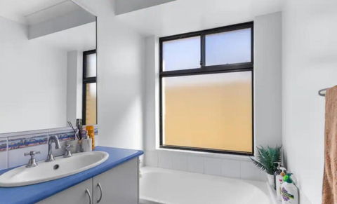 Executive Escape 4 Bedroom Home - Accommodation Perth 4