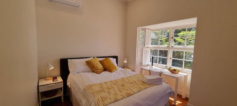 Fab 4brm Home With Pool A 15 Min Walk To Beach - Perth Resorts 1