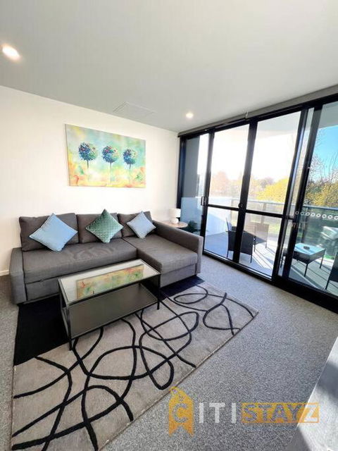 Fab In Phillip - 2bd 2bth Apt - Close To CBR Hospital - Perth Resorts 0