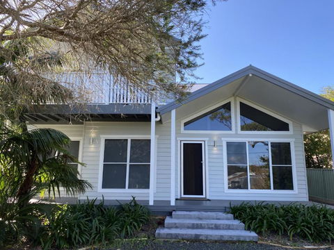 FAIR11W - Fairlight House - Accommodation Perth 0