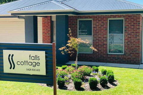 Falls Cottage Whitfield - Accommodation Perth 0