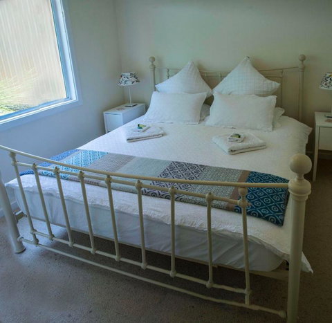Farview Guest Accommodation - Accommodation Perth 3