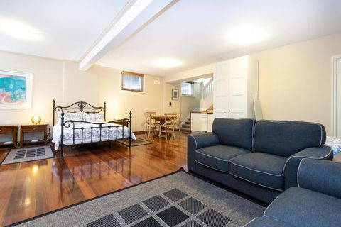 Fremantle Bed & Breakfast - Perth Resorts 2
