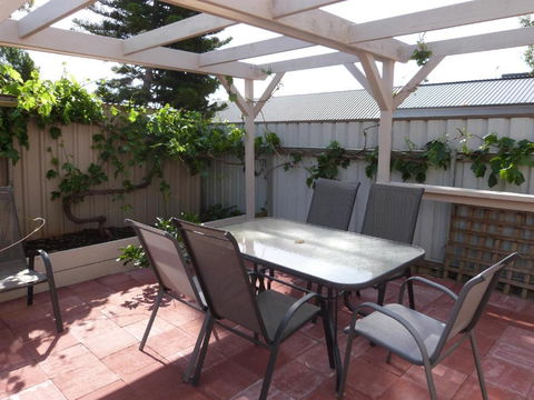 Fullarton Motor Lodge - Accommodation Perth 1