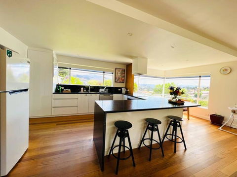 Garden House 15 Min To Hobart CBD - Accommodation Perth 3