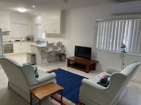 Georgina Townhouse - Perth Resorts 1