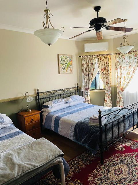 GOLDEN LACE B&B - Accommodation Perth 2