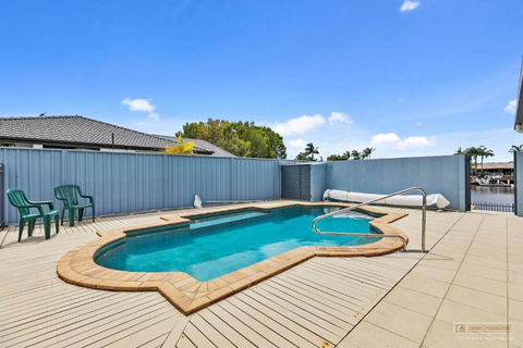 HALYCON HOUSE - Perth Resorts 3