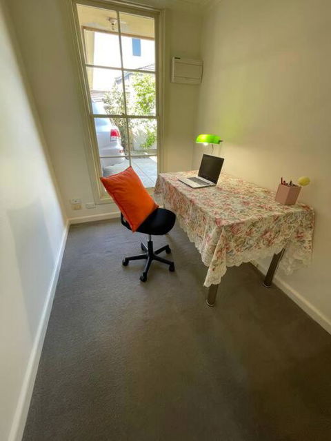 Hampton Spacious House & Pool - Accommodation Perth 1