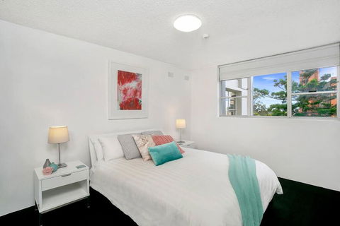 HARIS - Modern 2BR Apartment With Views - Perth Resorts 2
