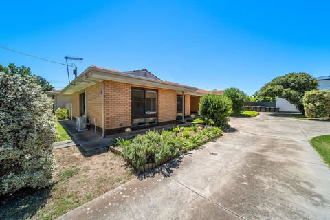 Harmony At Henley Beach - Perth Resorts 1