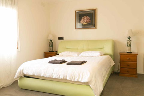 Hawthorn Holiday House - Perth Resorts 1