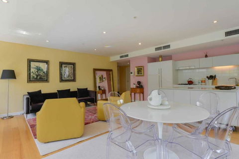 HAZEL Chapel St Socialite. Pool, Spa & Gym - Perth Resorts 1