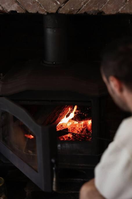 Herrings House, An Iconic Designer Nature Retreat - Accommodation Perth 2