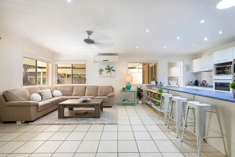 Hidden Gem At Mudjimba - Perth Resorts 1