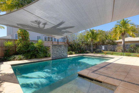 Hidden Gem At Mudjimba - Perth Resorts 0