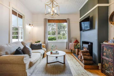 Highland Cottage- Modern Country Life At Leura - Perth Resorts 2