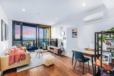 Highrise Skyline Spectacular View Luxury 2B2B1C - Perth Resorts 2