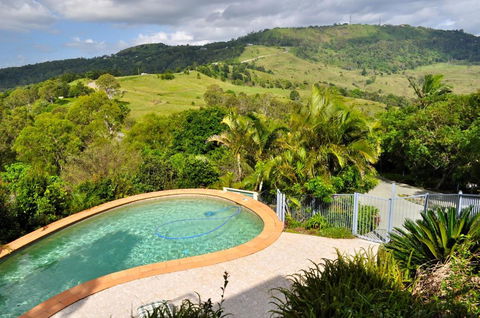 Highwood Park B&B Guest Lodge - Perth Resorts 0