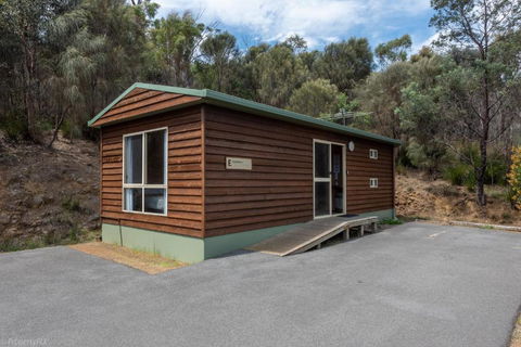 Hobart Bush Cabins - Accommodation Perth 1