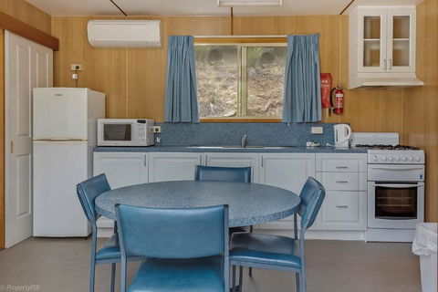 Hobart Bush Cabins - Accommodation Perth 3