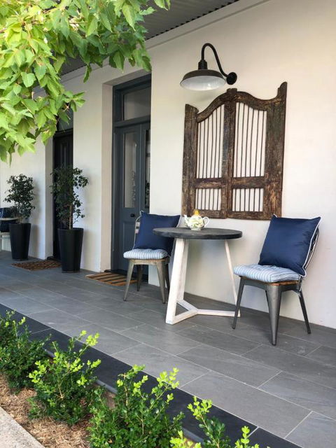 Hollidge House 5 Star Luxury Apartments - Accommodation Perth 3