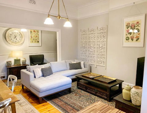 Hollidge House 5 Star Luxury Apartments - Accommodation Perth 2