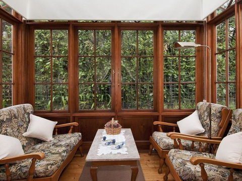 Hollyoak Cottage - Perth Resorts 1