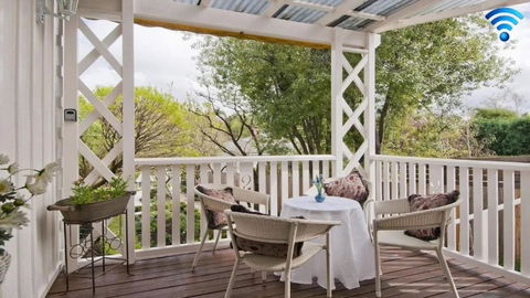 Hollyoak Cottage - Perth Resorts 0