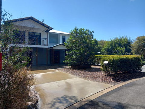Ibis 9 House - Accommodation Perth 0