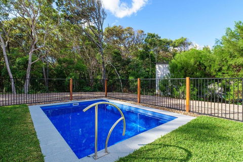 Ibis 9 House - Accommodation Perth 2