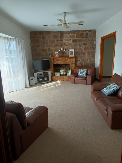 Home Pool And Park - Perth Resorts 2