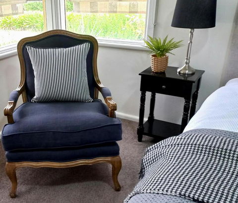 Hunter Cottage Euroa - SHORT TERM RENTAL - Perth Resorts 2