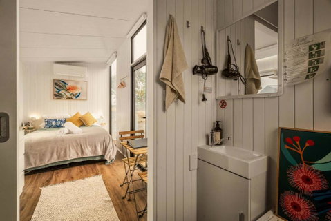 Hunters Inn By Tiny Away - Accommodation Perth 2