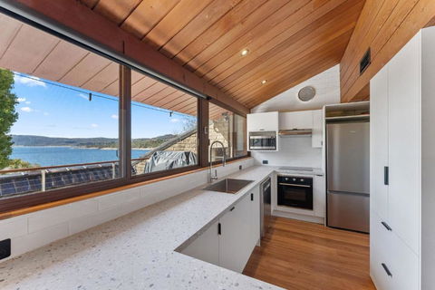 Ibis On Lake Jindabyne - Accommodation Perth 2