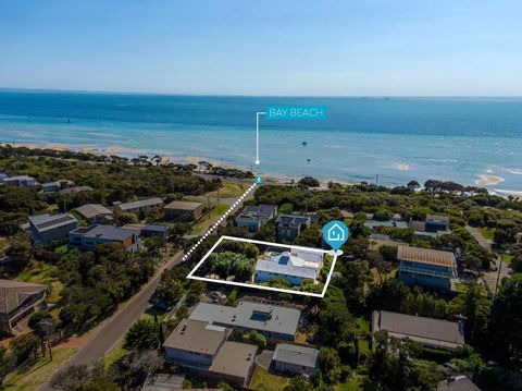 Idyllic Beach House Blairgowrie - 100m To Foreshore, 700m Walk To Village - Accommodation Perth 1