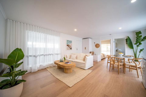 ILUKA Luxe Accommodation, Relaxed Coastal Vibe - Accommodation Perth 0
